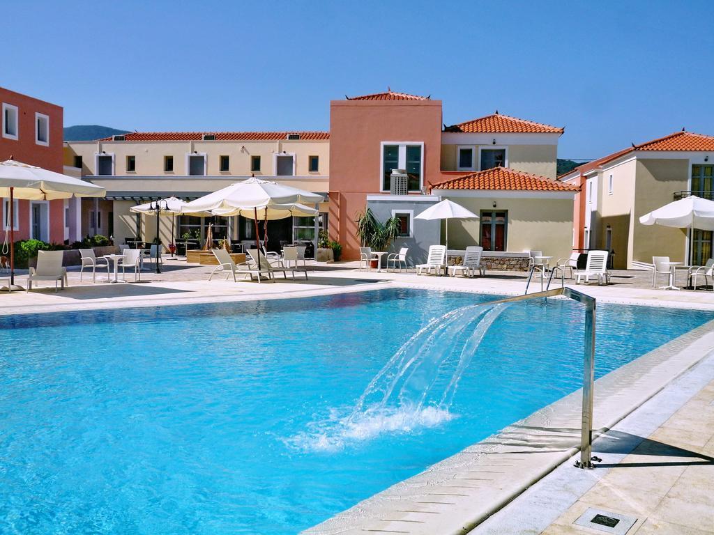 Otel Theofilos 3*